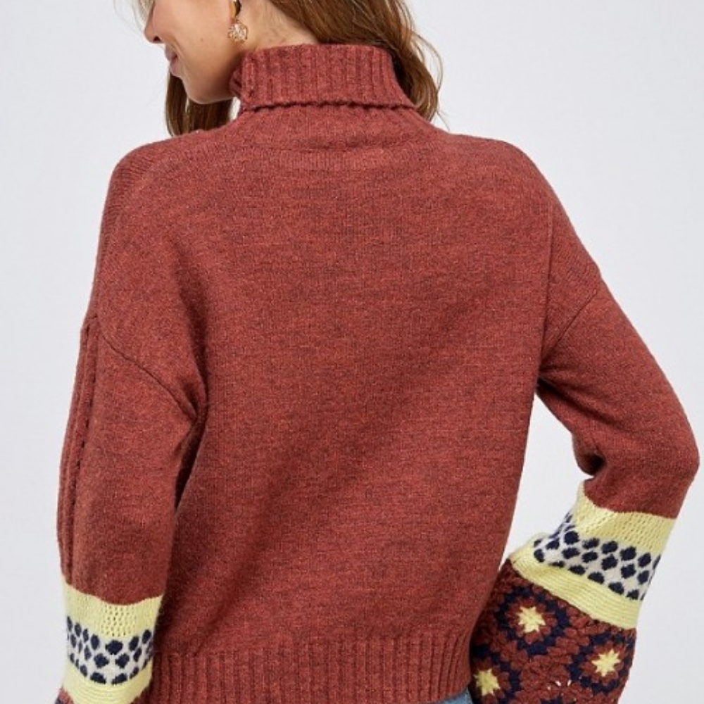 NWT Crotchet Sleeve Sweater - Picture 5 of 6